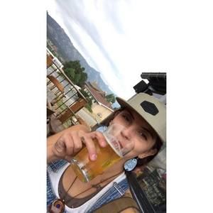 Meet your Posher, Julia